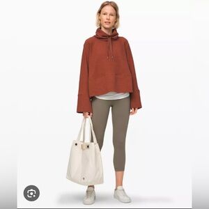 🧡 Lululemon Retreat Yourself Pullover🧡